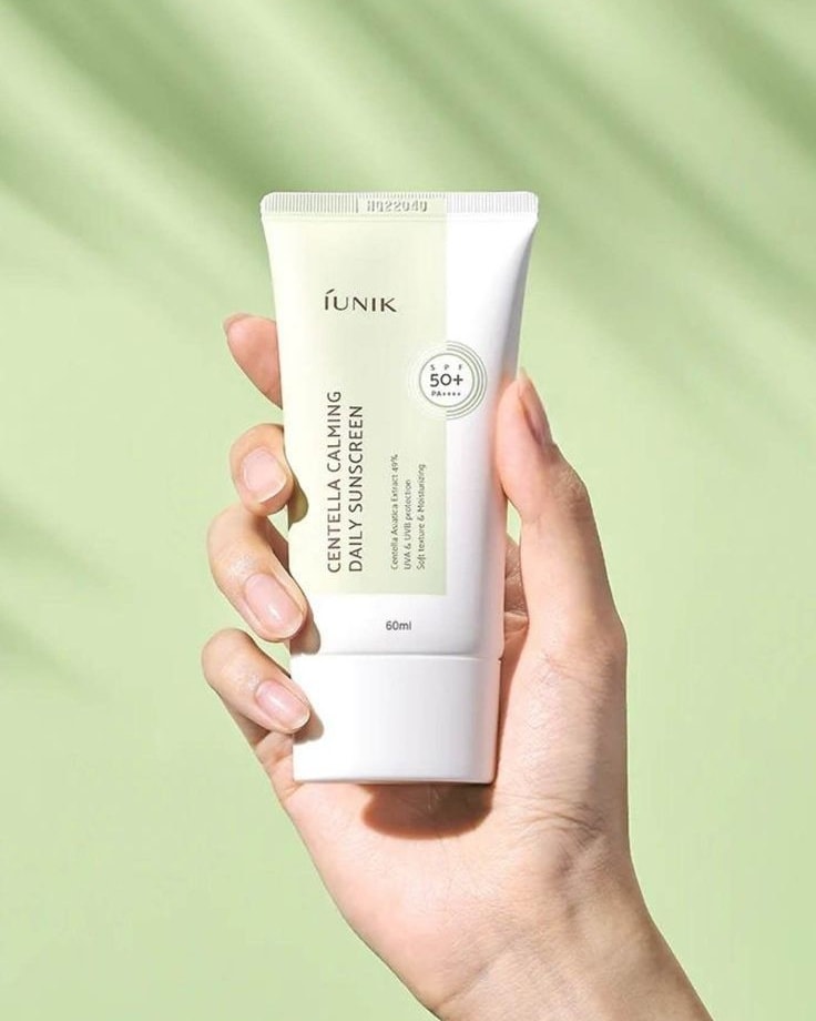 iUNIK Centella Calming Daily Sunscreen 60ml - Image 2